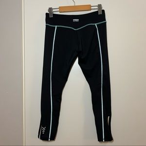 Freddy Sz. 6 D.I.W.O superfit black Capri leggings with turquoise seams